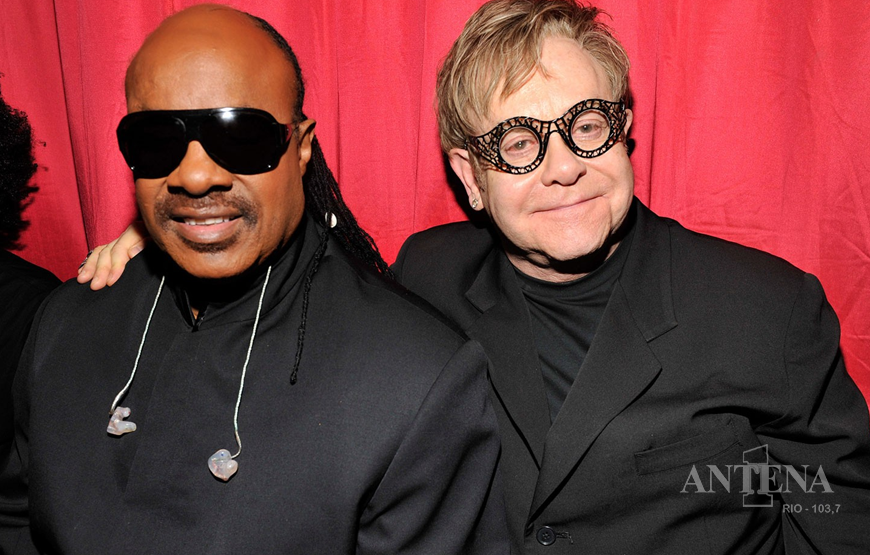 Ouça Finish Line, de Elton John e Stevie Wonder