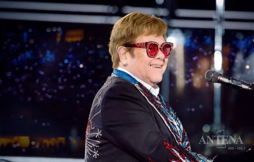 Elton John entra para o grupo do  EGOT  ao vencer o Emmy 2024