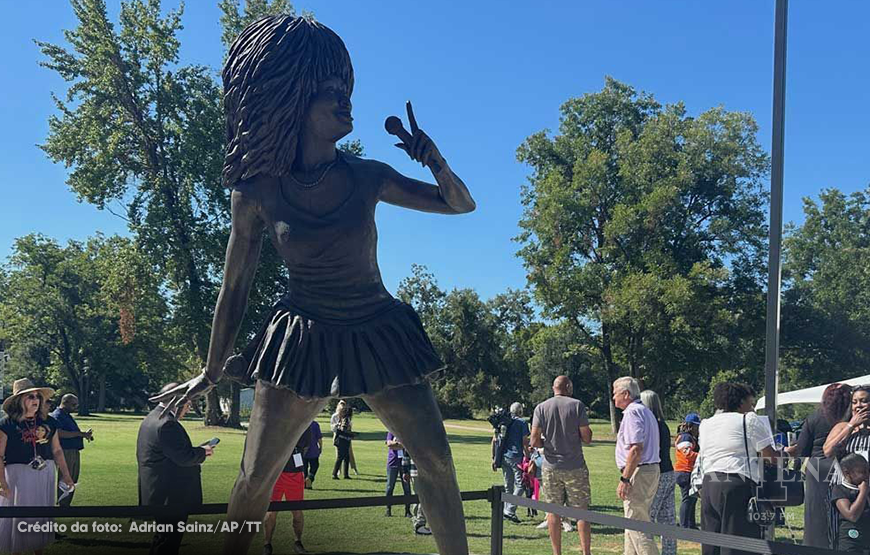 Tina Turner ganha estátua de 3 metros no local onde cresceu